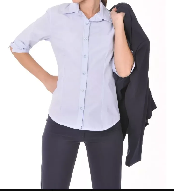 Uniformes administrativos mujer para empresa 1 Uniformes administrativos mujer para empresa y ropa de mujer por mayor con trajes de chaqueta y pantalón combinados con camisas de batista para oficinas.