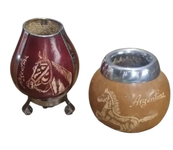 Mates de calabaza 1 Mates de calabaza en modelos varios regionales para souvenirs de turismo y regalos empresarios corporativos de empresas.