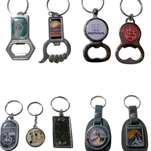 Llaveros personalizados con logo por mayor en modelos varios para regalos empresarios, merchandising y souvenirs de empresas.