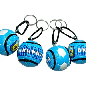 Llaveros de pelotita de Argentina en modelos varios de fútbol regional para souvenirs de turismo y regalos empresarios corporativos de empresas.