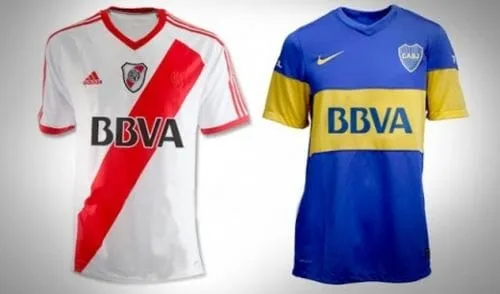 Camisetas de River Boca con logo 1 Camisetas de River Boca con logo publicitarias deportivas para regalos empresarios y souvenirs corporativos de recuerdos argentinos de turismo.