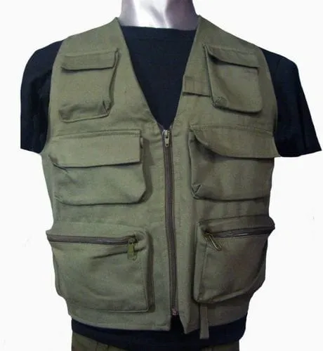 Chaleco Multiuso 1 Chaleco multiuso tipo pescador de gabardina en color beige, negro o verde con bolsillos para uniforme de empresas y ropa de trabajo