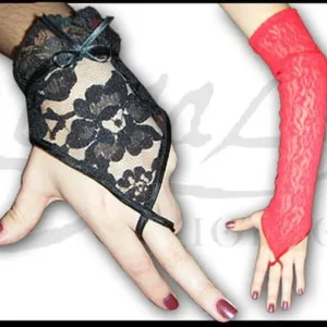 Mitones de encaje finos para dama de color rojo y negro con detalles en raso en medidas corta, mediana y larga para vestidos de gala.