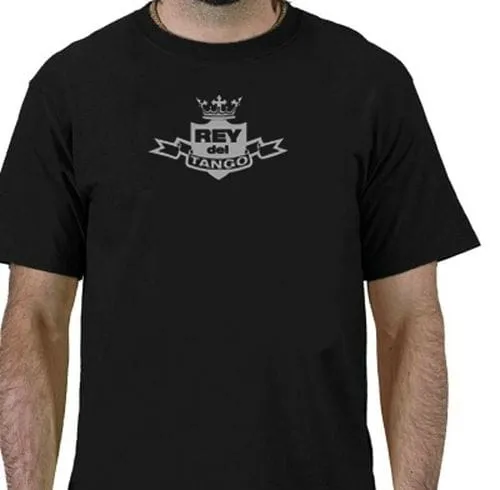 ZC800 - Rey del Tango 1 Remera de tango Rey del Tango con diseño de escudo y corona, souvenir regional de turismo argentino y regalos empresarios corporativos.