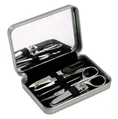Set para viaje Premium 1 Set de viaje premium con varios accesorios y estuche personalizado con logo corporativo por mayor para regalos empresarios y souvenirs de empresas.