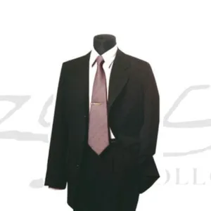 Trajes de vestir para hombre de saco y pantalón por mayor para uniformes corporativos, personal ejecutivo y hotelería de lujo en Buenos Aires.