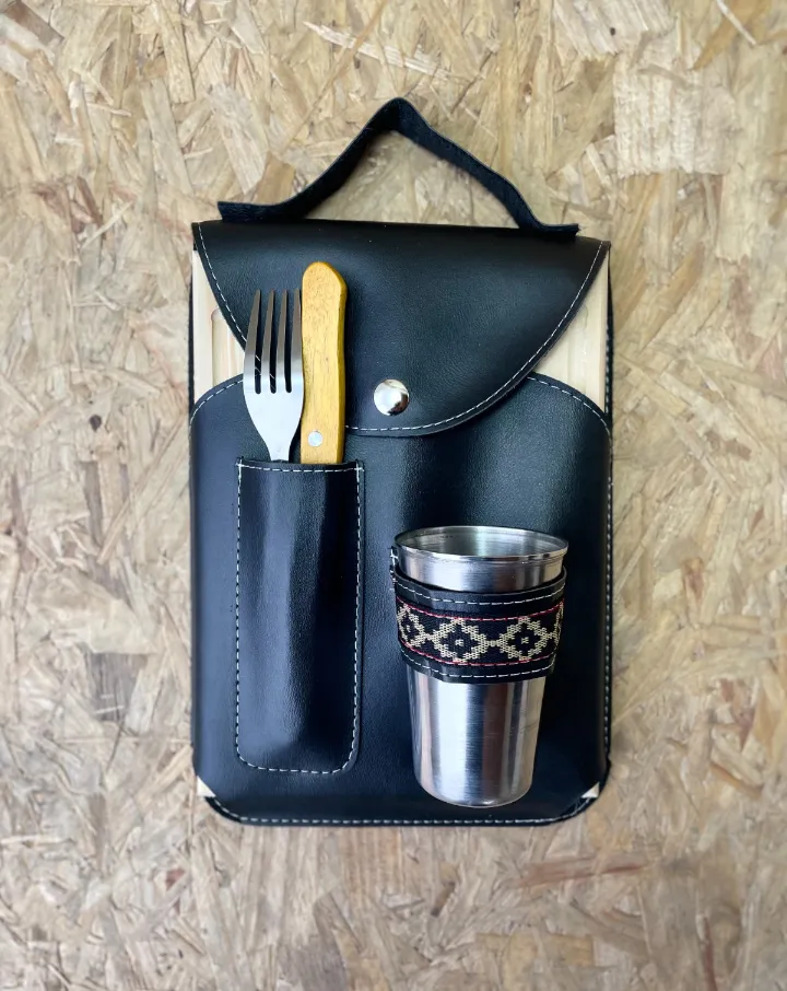Set Asado estuche rectangular 1 Set asado estuche rectangular con cubiertos artesanales regionales para souvenirs de turismo y regalos corporativos empresarios de empresas.