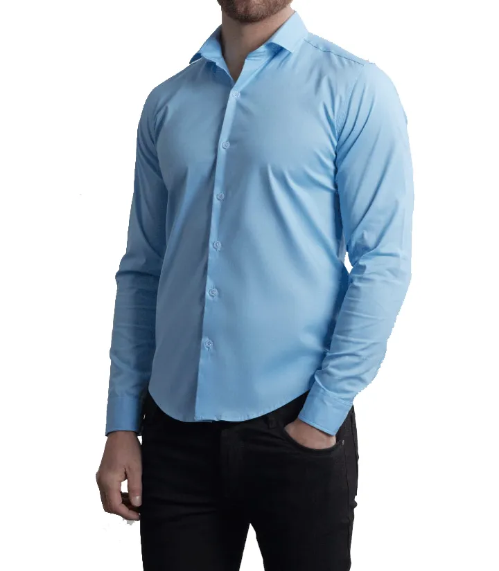 Camisa entallada para hombre 1 Camisa entallada para hombre slim fit blanca o negra con logo para uniformes de empresas y atención al público