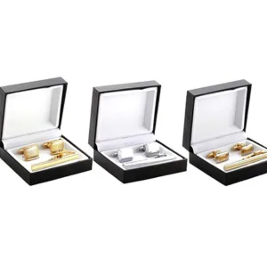 Gemelos y traba para corbata color plata o dorado en modelos varios para uniformes ejecutivos de empresas y hotelería de lujo.