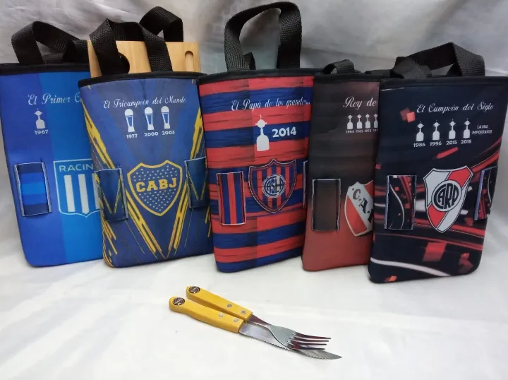 Set asado equipos futbol 1 Set asado de equipos de fútbol con diseños de clubes regionales para souvenirs de turismo y regalos corporativos empresarios de empresas.