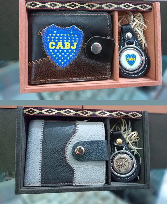 Set de Billetera y llavero 1 Set de billetera y llavero en caja de Boca, River o diseño regional para souvenirs de turismo y regalos empresarios corporativos de empresas.