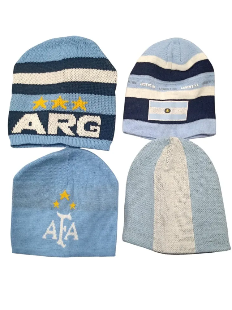 Gorros lana Argentina futbol 1 Gorros de lana de Argentina fútbol en modelos varios con diseño de la selección para souvenirs de turismo y regalos corporativos empresarios.