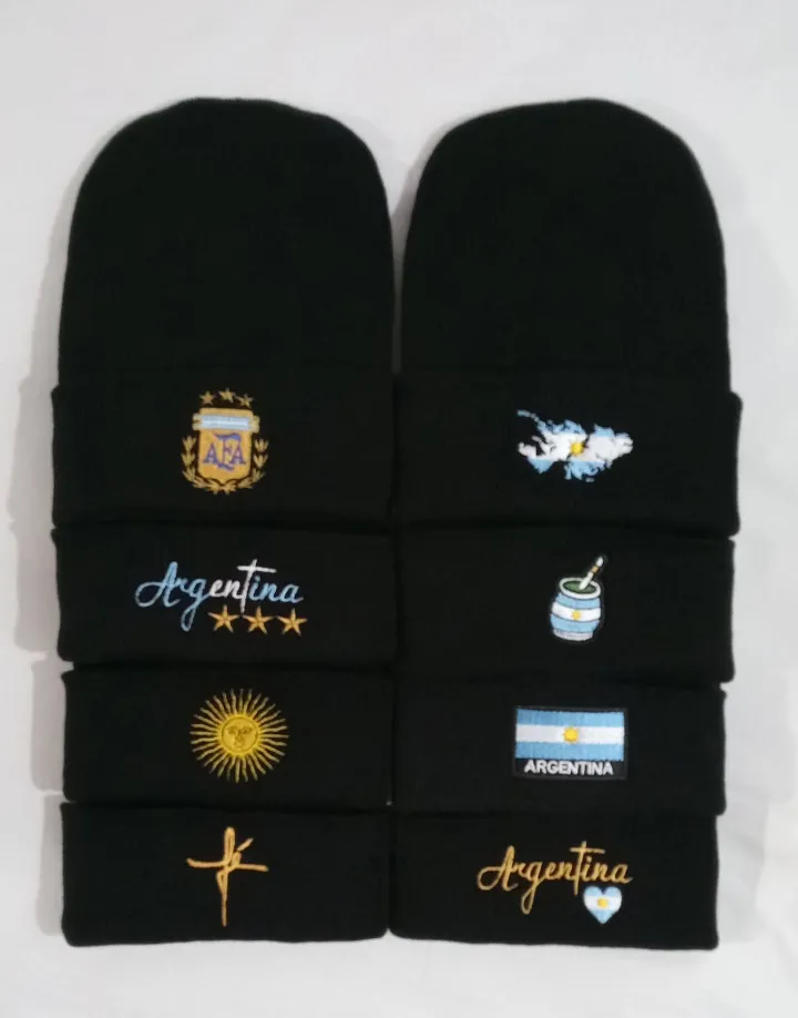 Gorros lana Argentina rocky 1 Gorros de lana de Argentina estilo Rocky en modelos varios de diseño textil para souvenirs de turismo y regalos corporativos empresarios.