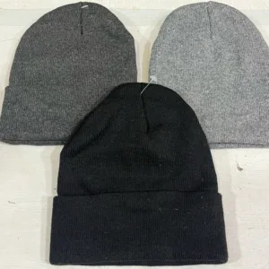 Gorros de lana rocky en colores varios para regalos empresarios, acciones promocionales de marcas y todo tipo de eventos corporativos de empresas.