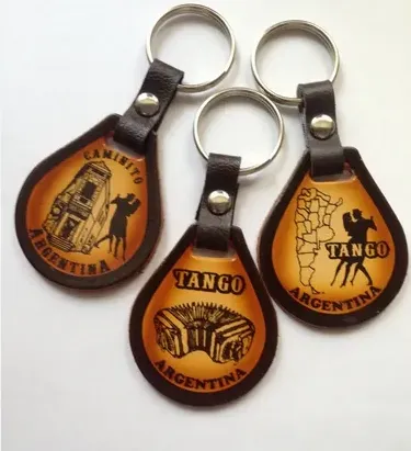Llaveros cueroflex gotita 1 Llaveros cueroflex gotita con diseños regionales tradicionales para souvenirs de turismo y regalos empresarios corporativos de empresas.