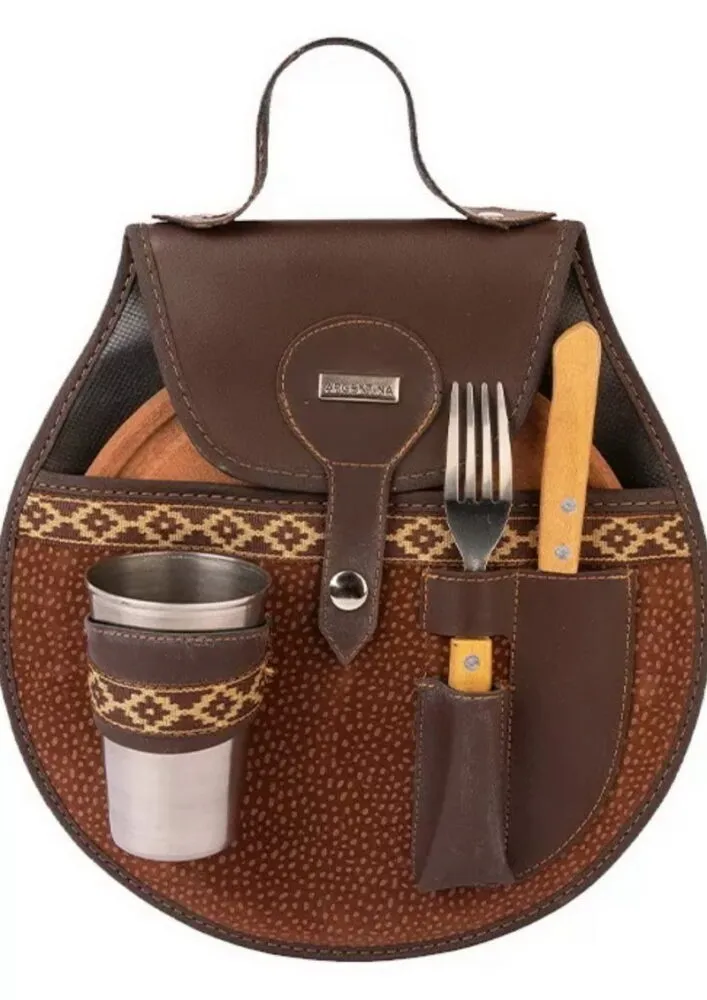 Set asado Algarrobo grande 1 Set de asado regional con vaso y cubiertos artesanales para souvenirs. Regalos empresariales