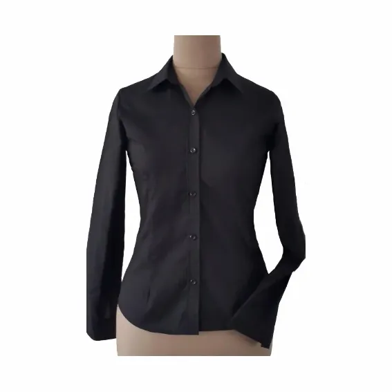 Camisa para mujer negra manga larga entallada 1 Camisa para mujer negra manga larga entallada para uniformes corporativos de empresas, personal de gastronomía de gala, eventos y oficinas.