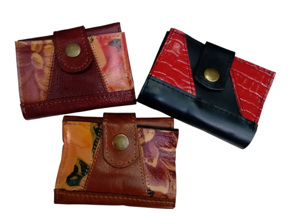 Billetera mujer de cuero legitimo 1 Billetera mujer de cuero legítimo en colores y modelos varios regionales para souvenirs de turismo y regalos corporativos empresarios de empresas.